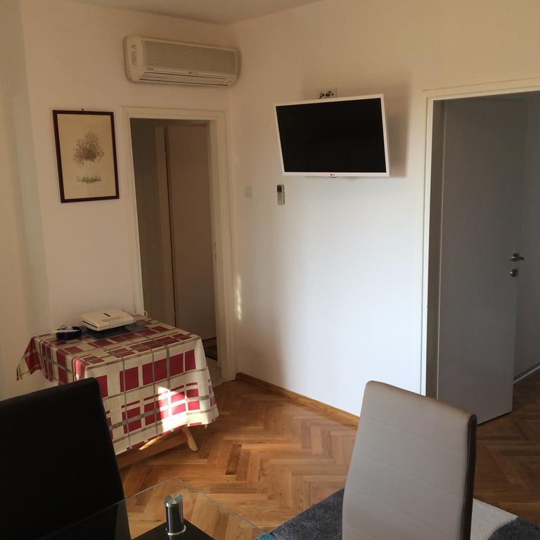 Apartment Vesna Супетар Стая снимка